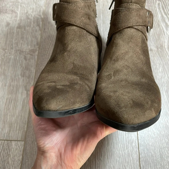 Nine West Dahila Ankle Boots Brown Faux Suede 7.5M - Picture 14 of 16